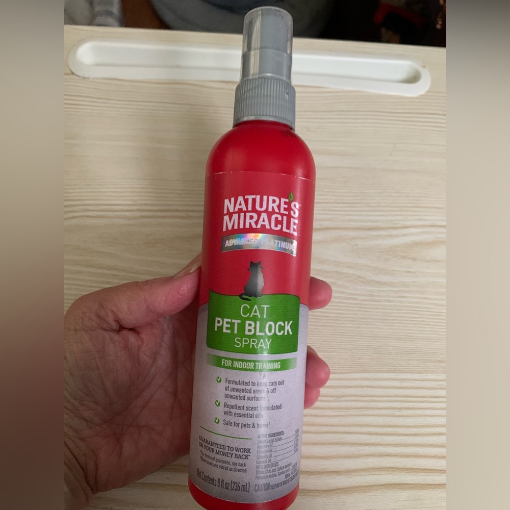 Nature’s Miracle Cat Pet Block Spray